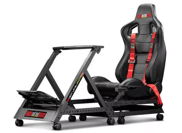 Volanuri-si-pedale-pentru-IRacing