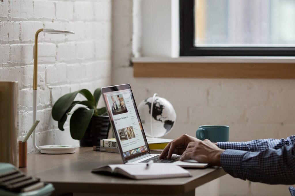 5-beneficii-uimitoare-pe-care-ti-le-ofera-un-site-web-profesional