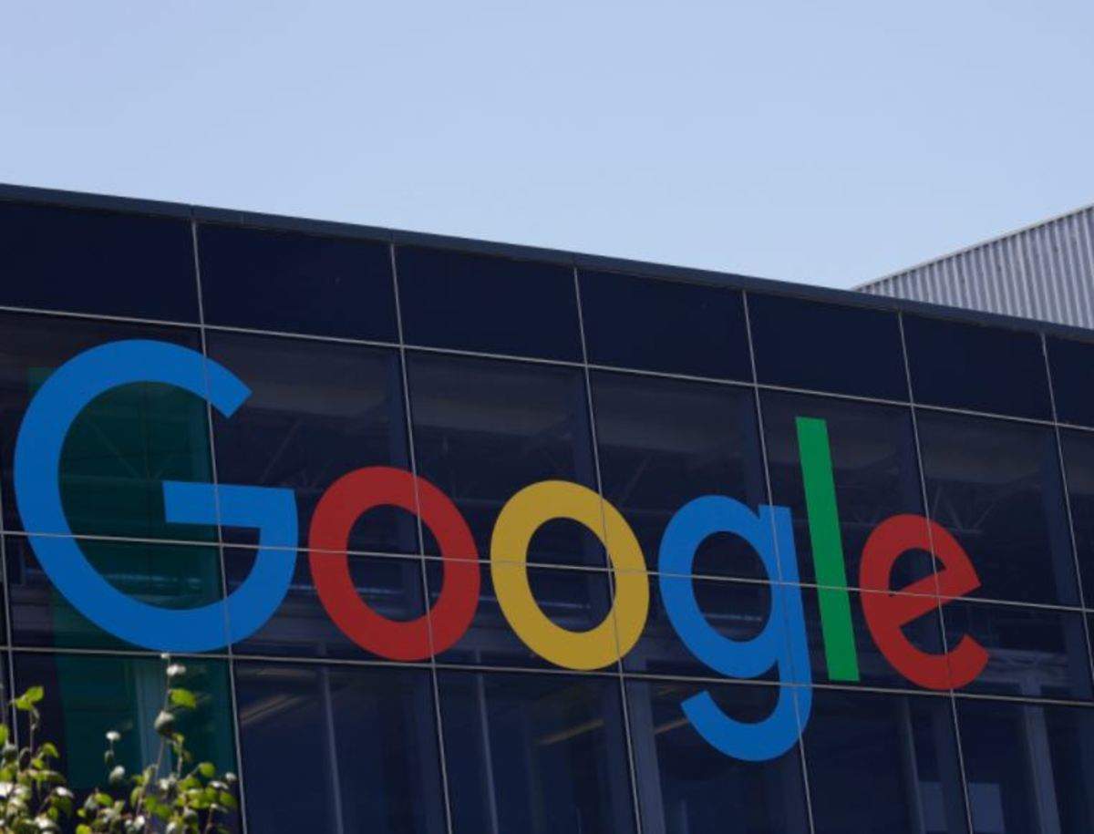 Google este de acord să schimbe unele practici publicitare după ce Franta a impus o amendă de 220 de milioane de euro