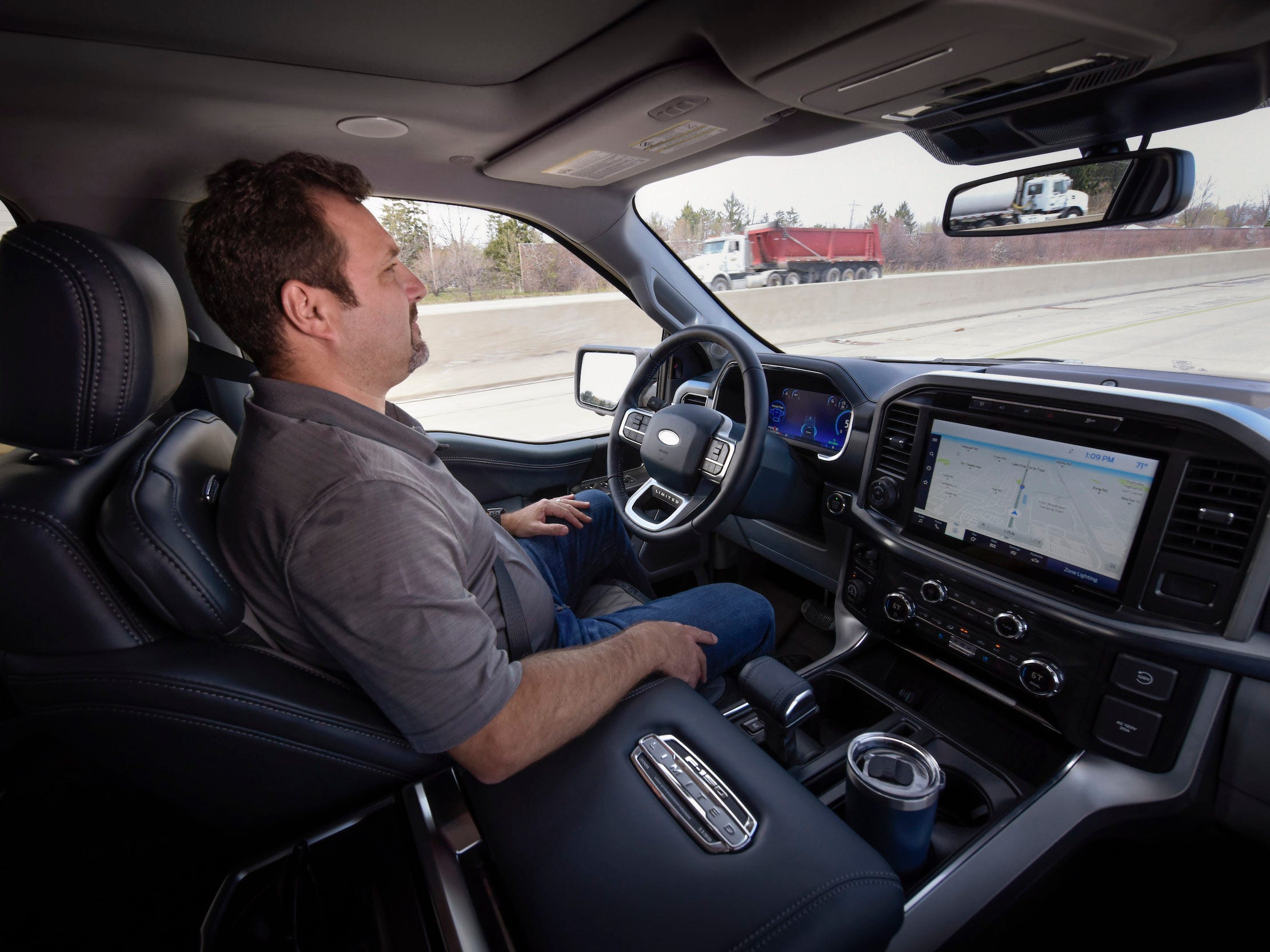 Ford amână lansarea funcției sale „hands-free” BlueCruise de asistență pentru șofer până în 2022