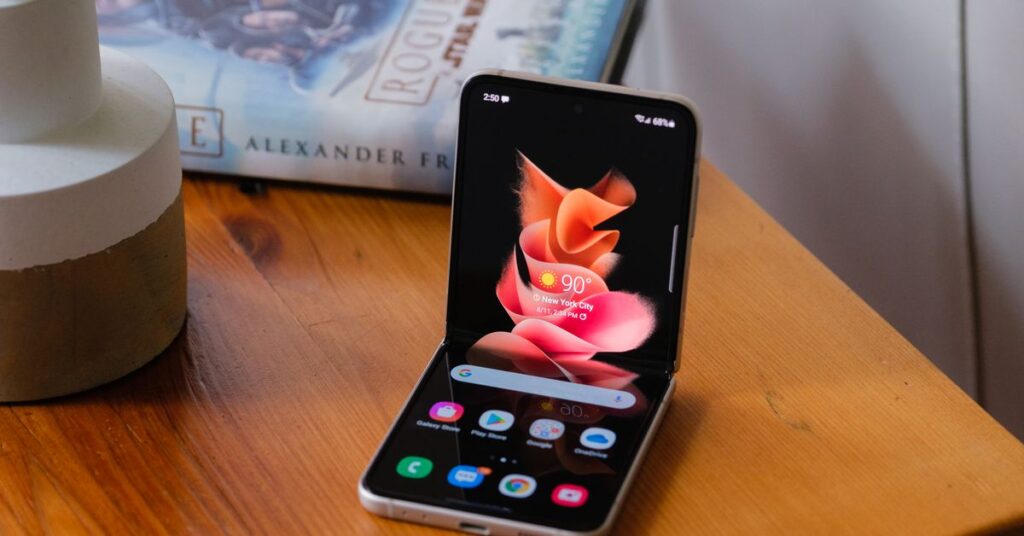 Samsung-earnings-record-fueled-by-chips-oleds-and-foldables