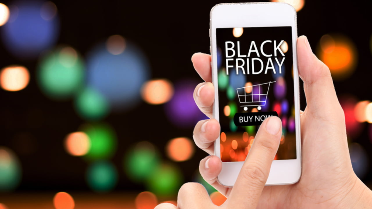  Protecția Consumatorului anunță că a verificat și amendat 11 mari site-uri care promovau “reduceri speciale” de Black Friday