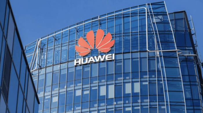  Huawei plănuiește să ocolească restricțiile impuse de SUA prin licențierea design-urilor de telefoane către alte companii