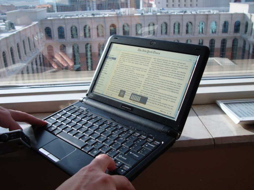 Display-pixel-qi-1