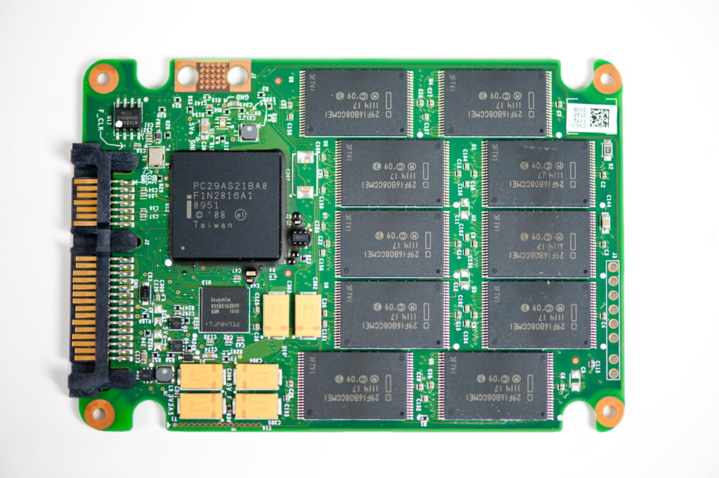 Intel-ssd-710