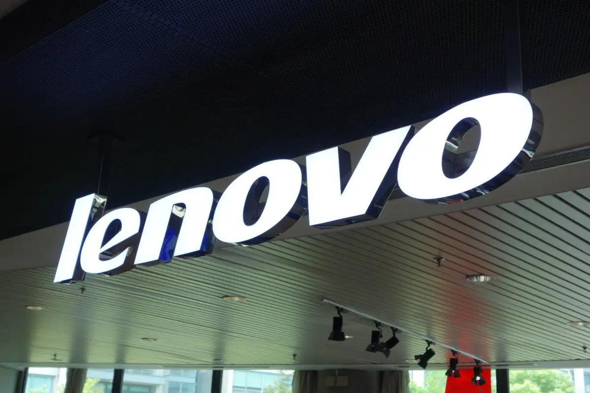  Lenovo a anuntat rezultatele financiare pentru al doilea trimestru al anului fiscal 2013/14