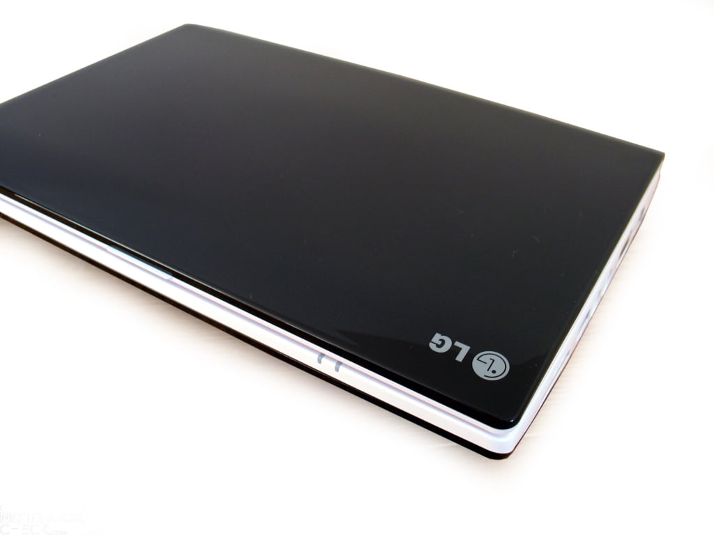Lg-u560